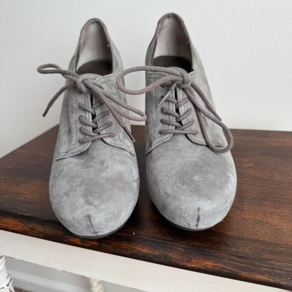 Y2K Suede Platform Heel - Gray Size 9 - Picture 2 of 7